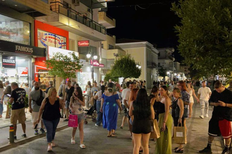 Aμαλιάδα: Άκρως επιτυχημένη η 6η Λευκή Νύχτα (pics)