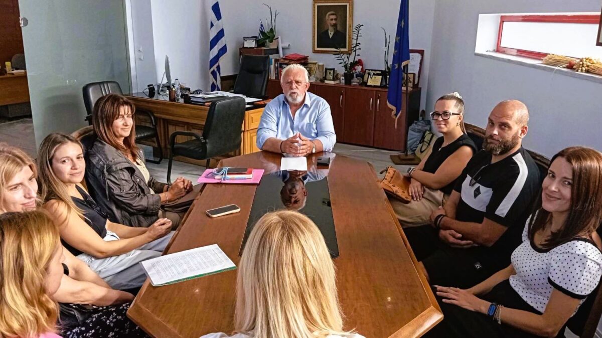 Aμαλιάδα: Συνάντηση Χριστοδουλόπουλου με εργαζόμενους των κοινωνικών δομών του Δήμου Ήλιδας