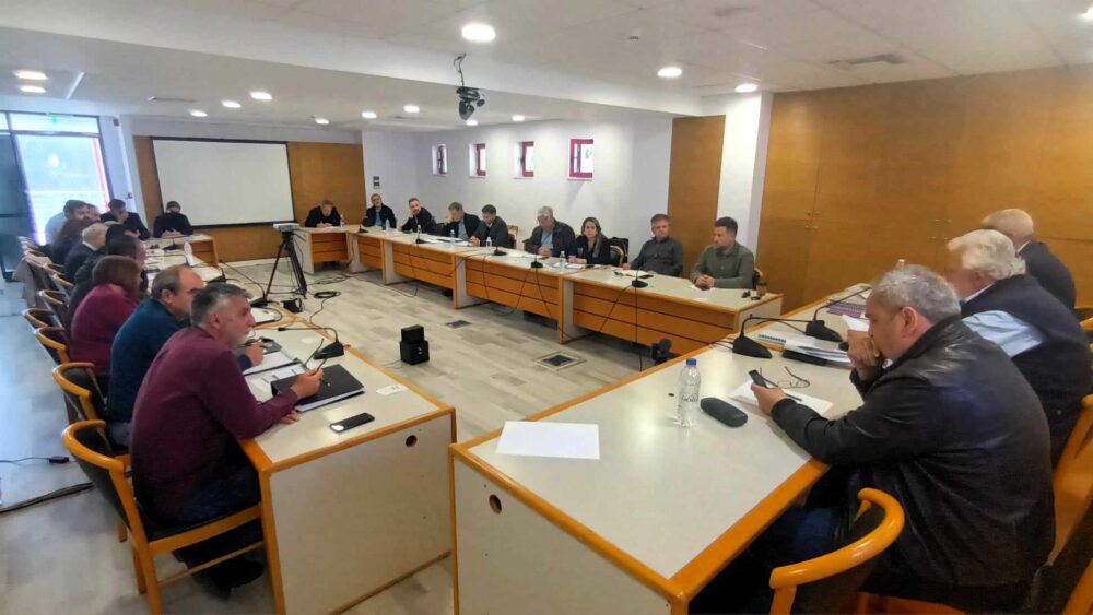Aμαλιάδα: Eιδική σύσκεψη για τα χρέη των επτά δήμων στο ΦοΔΣΑ Hλείας