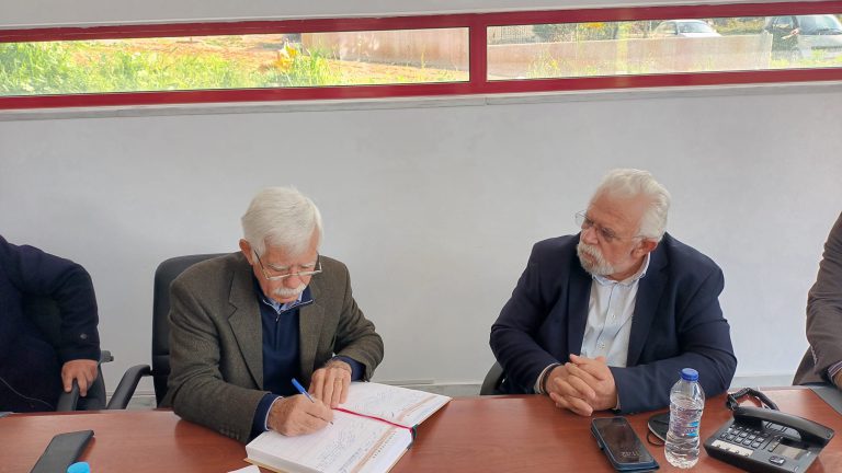 Δήμος Ήλιδας: Παράδοση - παραλαβή απόντος Λυμπέρη και χωρίς τα οικονομικά στοιχεία (pics)