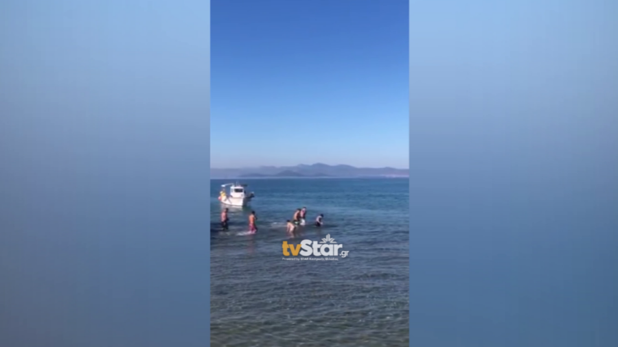 Θεοφάνεια: Η στιγμή του τραυματισμού του 22χρονου που βούτηξε για το Σταυρό στον Θεολόγο (VIDEO)