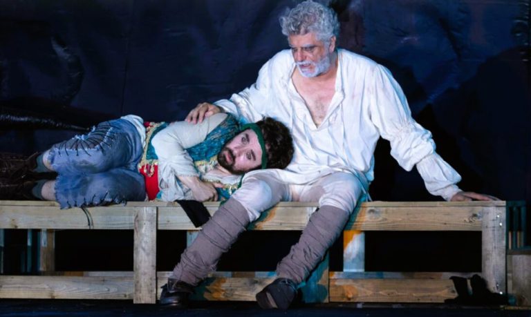 O Βλαδίμηρος Κυριακίδης ως «Δον Κιχώτης»... κάλπασε στην Αρχαία Ήλιδα