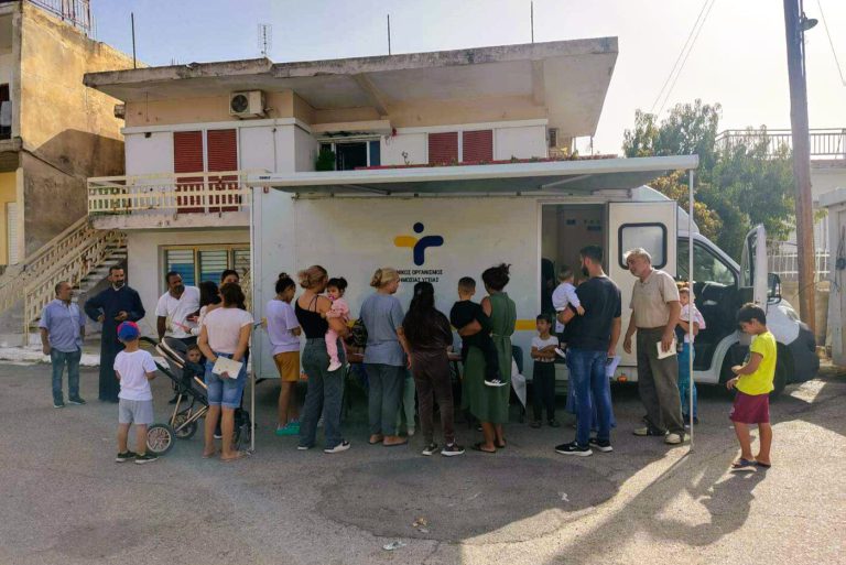 Aμαλιάδα: Εξετάστηκαν 86 παιδιά Ρομά και εμβολιάστηκαν για την ιλαρά τα 31 (pics)
