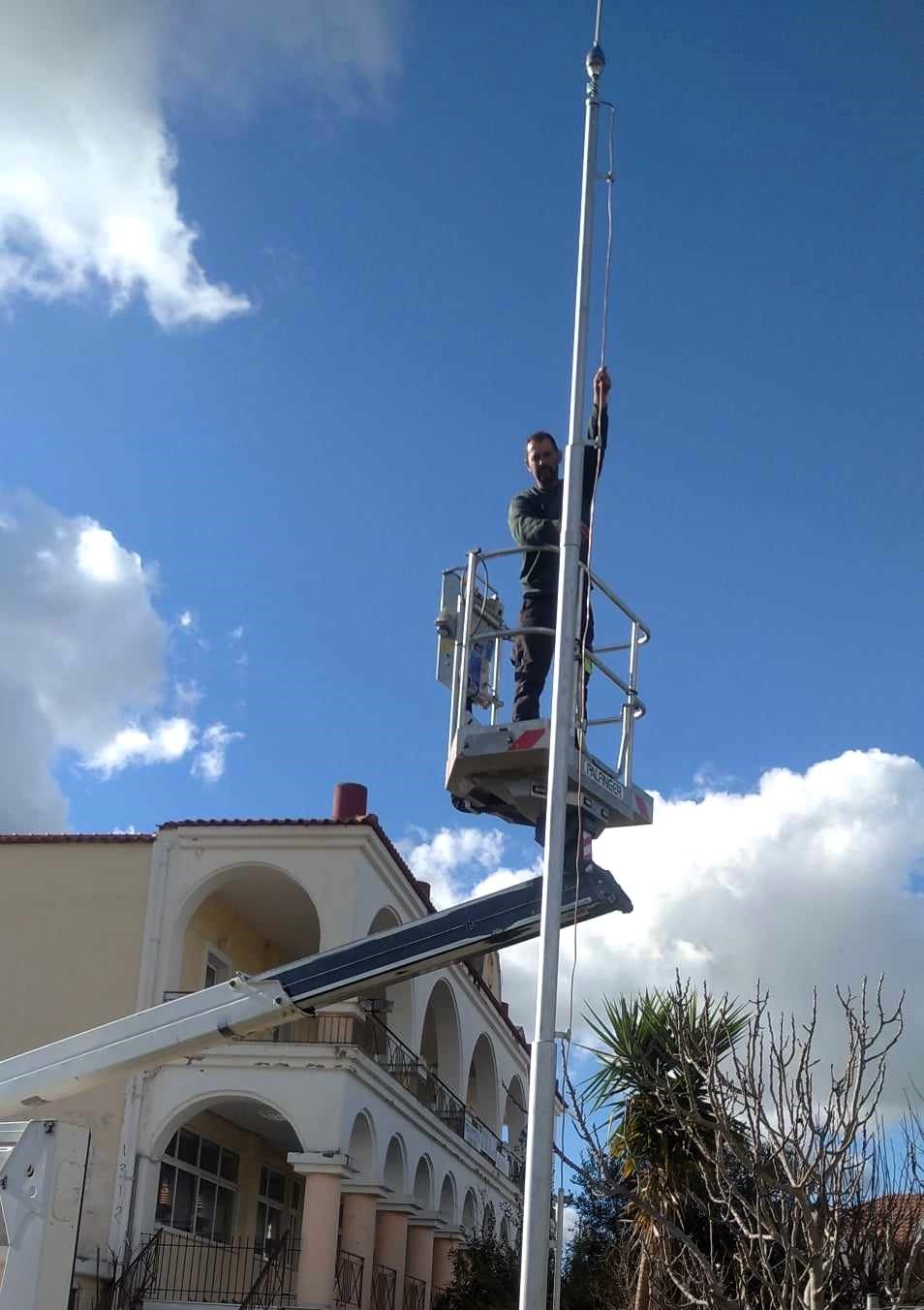 Δήμος Ήλιδας: «Τοποθετήθηκε σύγχρονο αλεξικέραυνο στο Γυμνάσιο Πηνείας στην Εφύρα