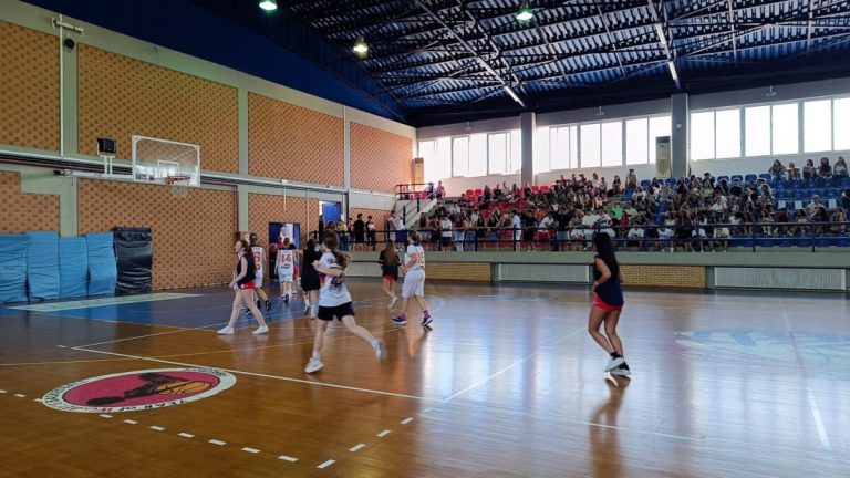 Kρέστενα: Eντυπωσίασε το τουρνουά μπάσκετ στο Κλειστό – Στόχος η προώθηση του αθλητικού τουρισμού (pics)