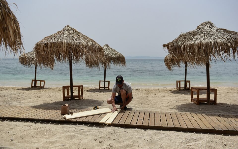 Σε δημοπρασία 14 παραλίες στην Ηλεία – Πάνω από 1.200 παραχωρήσεις ως 31 Μαΐου
