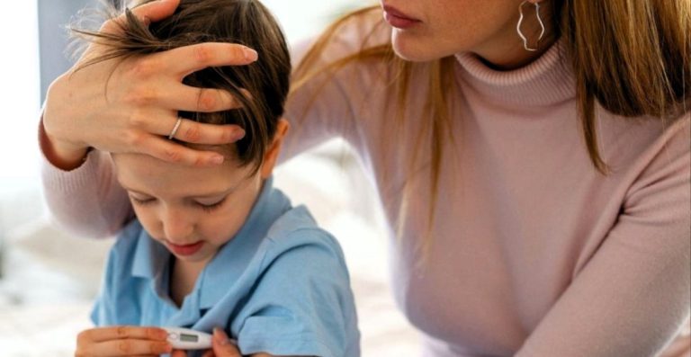 Πύργος: Έξαρση του ιού Κοξάκι (Coxsackie) στα παιδιά - Τι πρέπει να γνωρίζουν οι γονείς