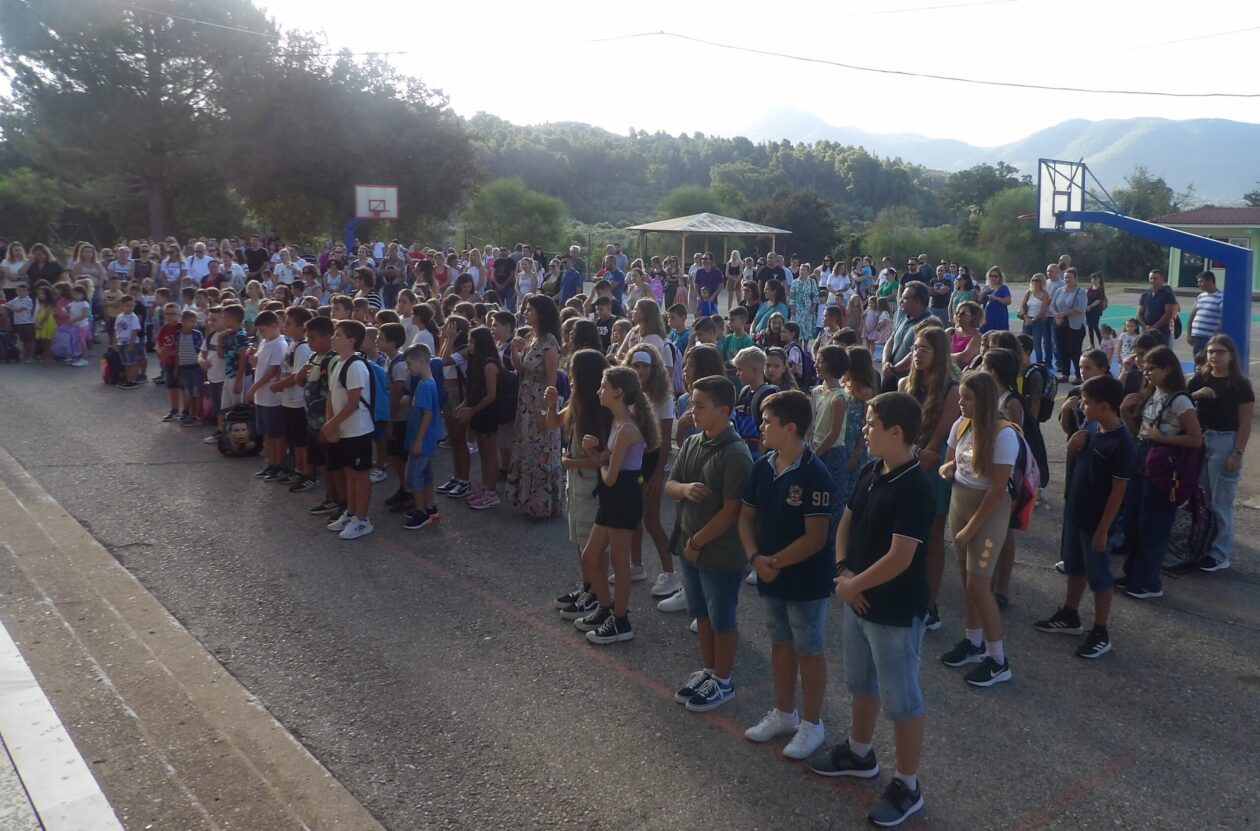Στο πλευρό των σχολικών μονάδων ο δήμος Aνδρίτσαινας-Kρεστένων (pics)