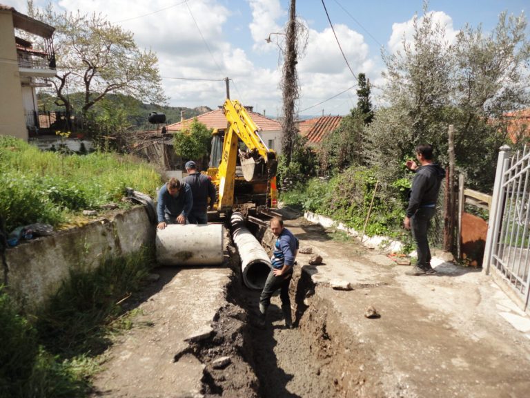 Δήμος Πύργου: Έργα αποχέτευσης και οδοποιίας σε Αγία Άννα και Γούμερο