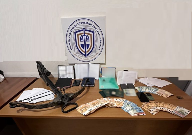 Bάρδα: Tέσσερεις συλλήψεις για έκδοση - χορήγηση ψευδών ιατρικών βεβαιώσεων σε αλλοδαπούς και συνταγογράφηση φαρμάκων συγκεκριμένων εταιρειών
