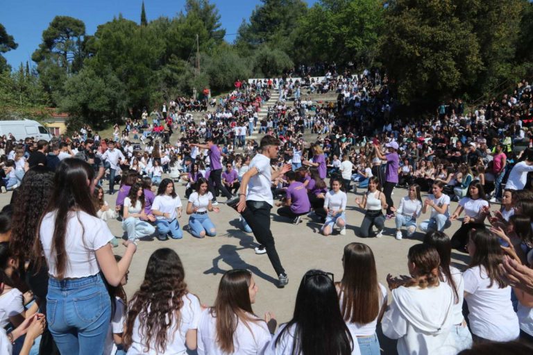 15ο Φεστιβάλ Μαθητικής Δημιουργικής Έκφρασης στα Κρέστενα: Μετά από τρία χρόνια οι μαθητές ξανά «πρωταγωνιστές» στη μεγάλη γιορτή του Πολιτισμού (εικόνες)