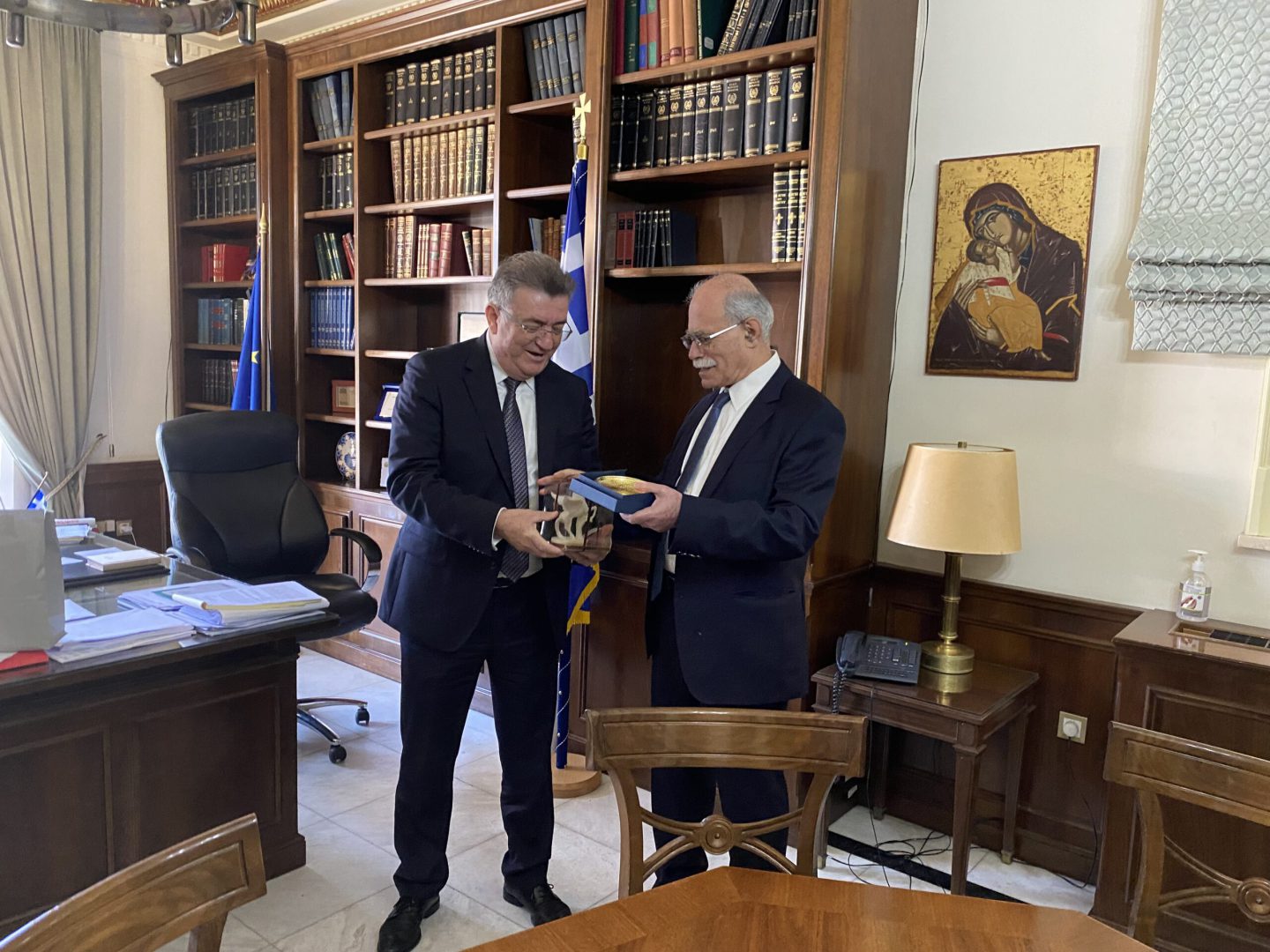 Καννής - Σταυρέλης: Τους ενώνει ο Μίλτωνας Ιατρίδης…