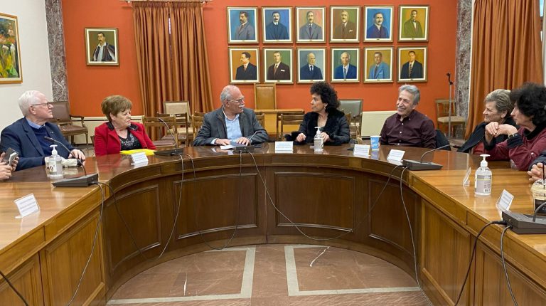 Συνάντηση με τον δήμαρχο γιατί… «Αγαπάμε την πόλη μας