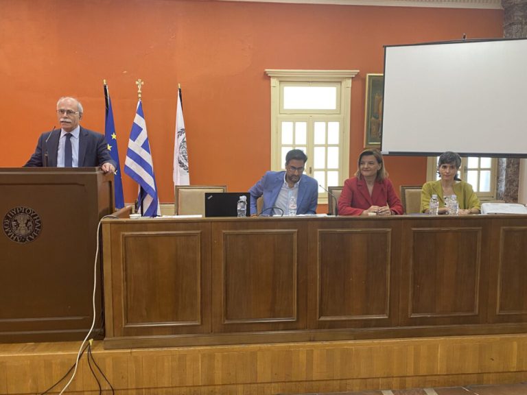 Πύργoς: Έμφυλη βία και καταχρηστικές συμπεριφορές