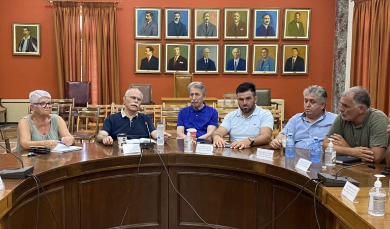 Kαννής προς πρόεδρους Κοινοτήτων για πυρκαγιές: «Οι οδηγίες είναι σαφείς. Προσοχή!!!»