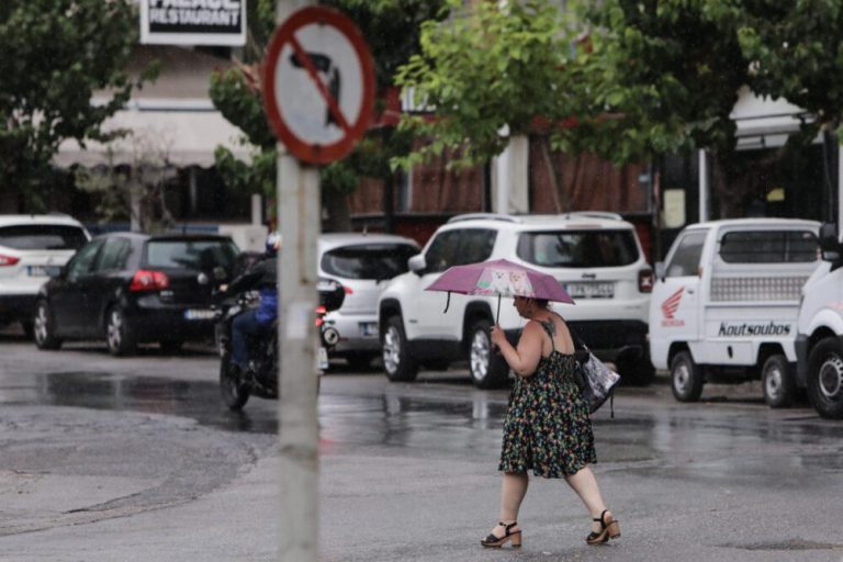 Kαιρός: Πλησιάζει υποτροπικός αεροχείμαρρος – Πότε θα χτυπήσει την Ελλάδα