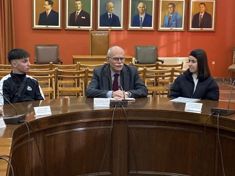Στ. Kαννής: «Όπου υπάρχει νεολαία δίνουμε ιδιαίτερη σημασία…σε προτεραιότητα ο δρόμος με το ατυχέστατο περιστατικό της πτώσης του μαθητή»