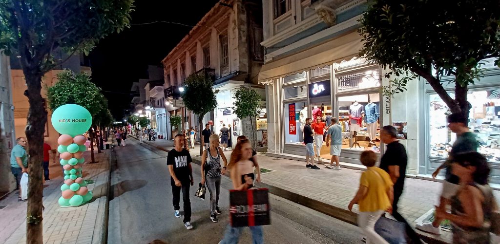 Eμπορικός Σύλλογος Πύργου: Δίνει πνοή στην Αγορά με εκπτώσεις
