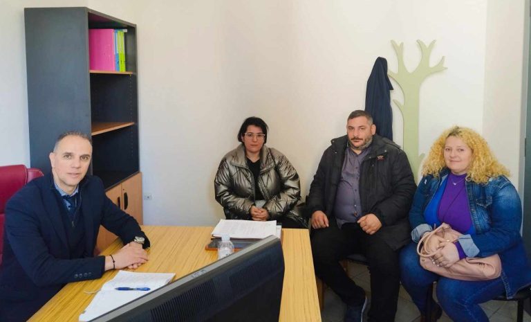 Δήμος Ήλιδας: Συνάντηση Γεωργουλή με τις σχολικές καθαρίστριες