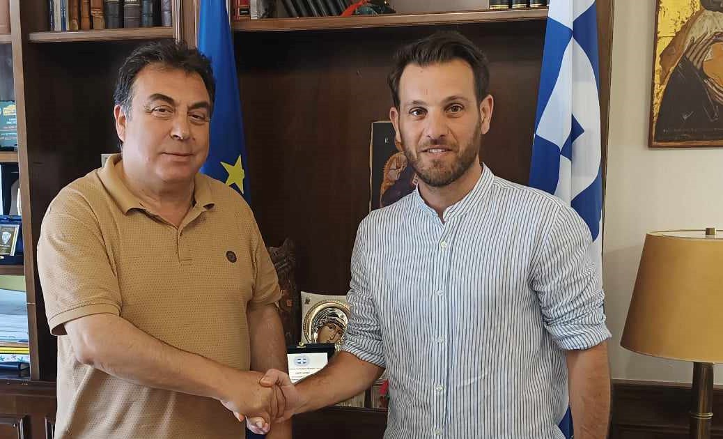 "Ενωμένοι αλλάζουμε τον Πύργο": Δυναμικές υποψηφιότητες με την παράταξη του δημάρχου Τάκη Αντωνακόπουλου