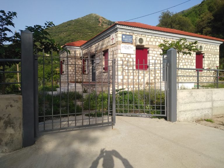 Υγειονομική περίθαλψη στη Λαμπεία: Κροκοδείλια δάκρυα από τα κανάλια και λοιπά ΜΜΕ - Εγκληματική αδιαφορία από την Πολιτεία και τον δήμο 