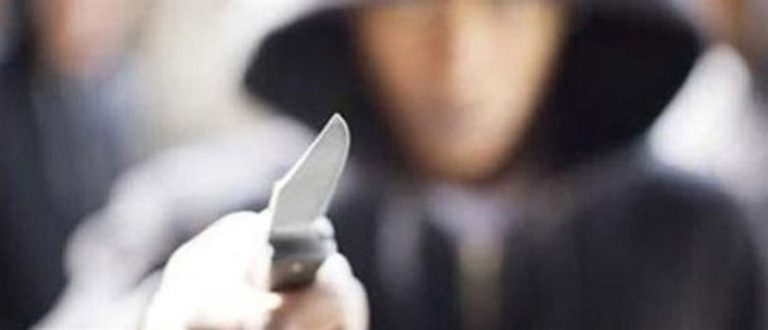 Πύργος: Λήστεψε φαρμακείο με την απειλή μαχαιριού μέρα-μεσημέρι