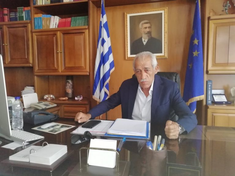 Σκληρή απάντηση Λυμπέρη για το νοσοκομείο Αμαλιάδας