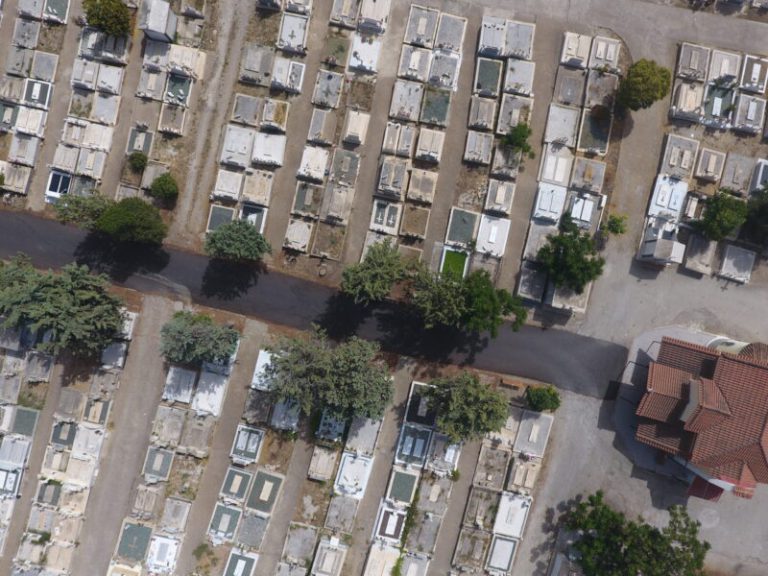 Παράταση για την ταυτοποίηση τάφων στο Δημοτικό Kοιμητήριο Φραγκαβίλας