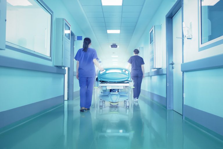 Aνείπωτη τραγωδία: Κατέληξε ο 13χρονος που διακομίστηκε στη ΜΕΘ Παίδων του Ρίου
