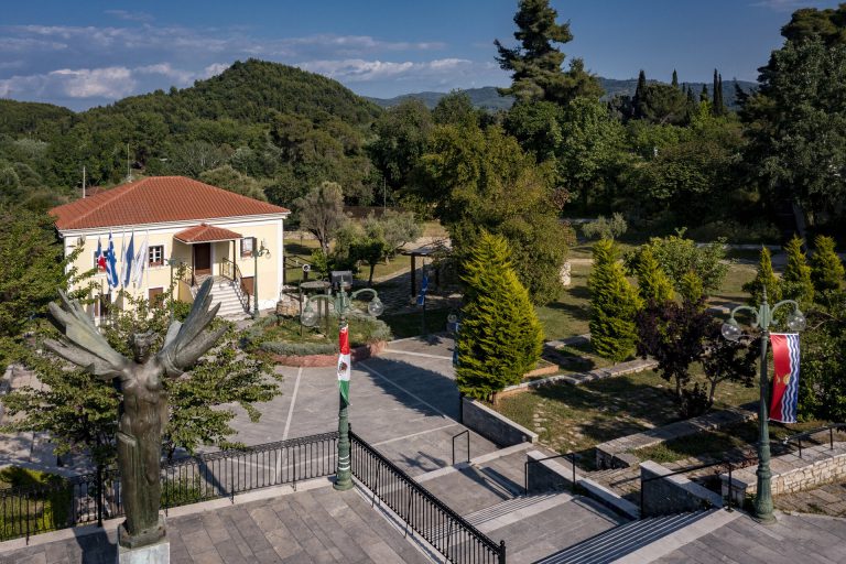 OLYMPIA_PLATEIA_PALIOY_DIMARXEIOY