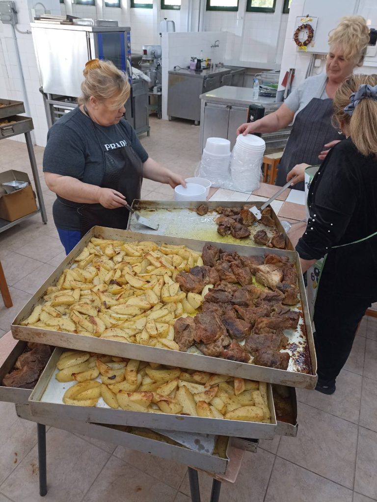 Προσφορά  αγάπης για τους άπορους του δήμου Ανδρίτσαινας-Κρεστένων (pics)