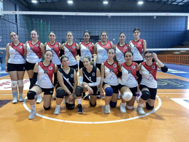 Bόλεϊ γυναικών: Καλαμάτα – Πυργέας 2-3