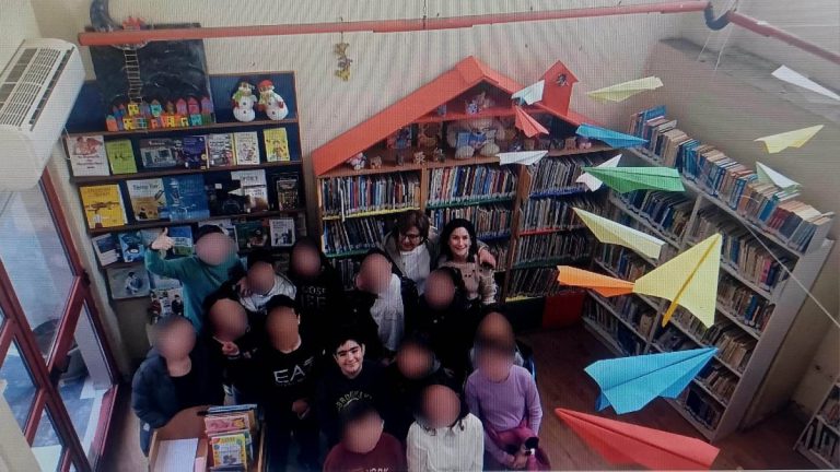 Πύργος: Η κ. Γεωργία και τα εκπληκτικά παιδιά της στη Βιβλιοθήκη