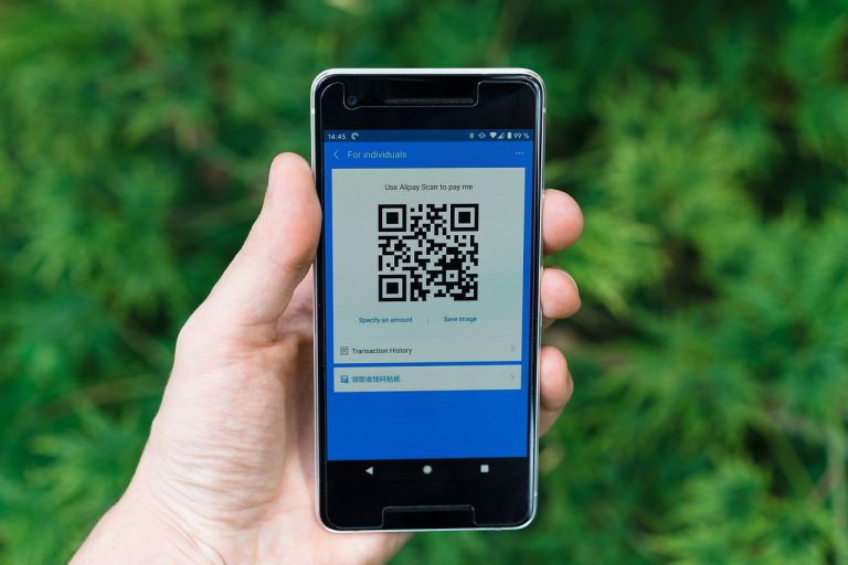 Quishing: Η νέα απάτη με τον κώδικα QR - Πώς θα προστατευτείτε
