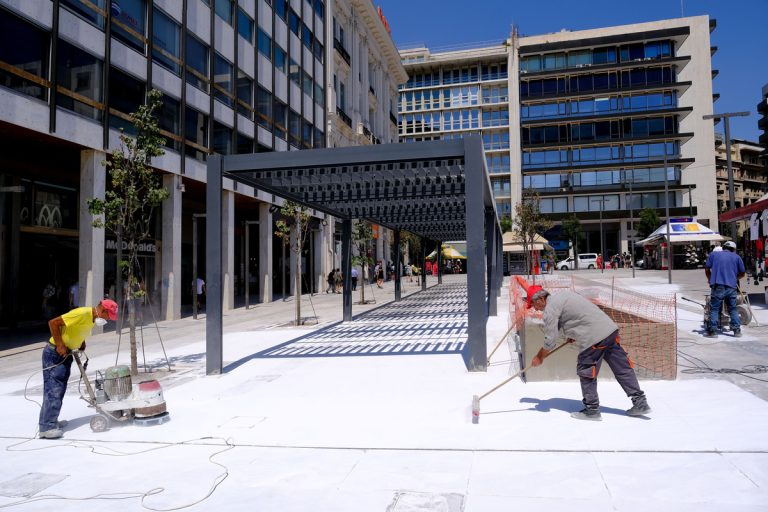 Καύσωνας Κλέων: Ποια είναι τα έκτακτα μέτρα που ανακοίνωσε το υπουργείο Εργασίας