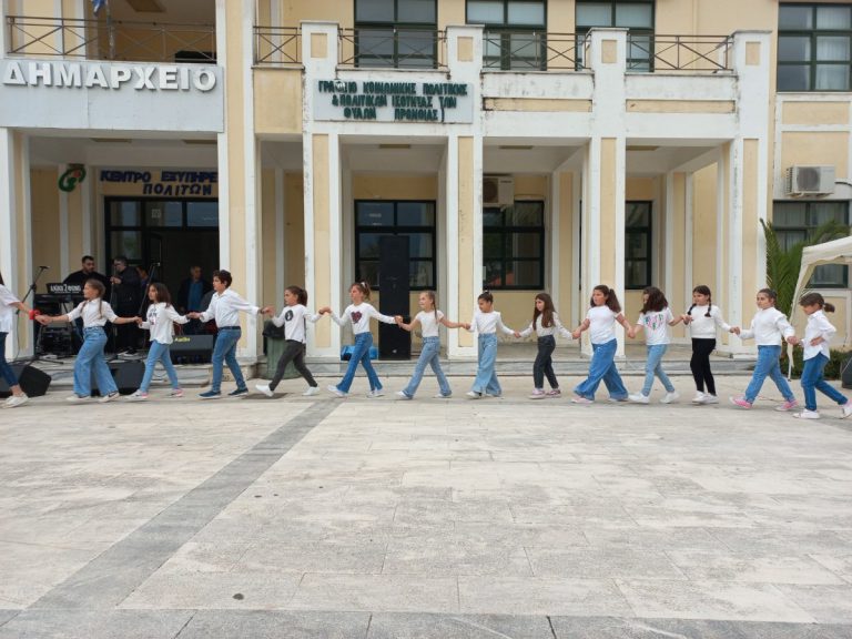 Ανθεστήρια δήμου Πηνειού: Πρωταγωνιστές τα παιδιά!