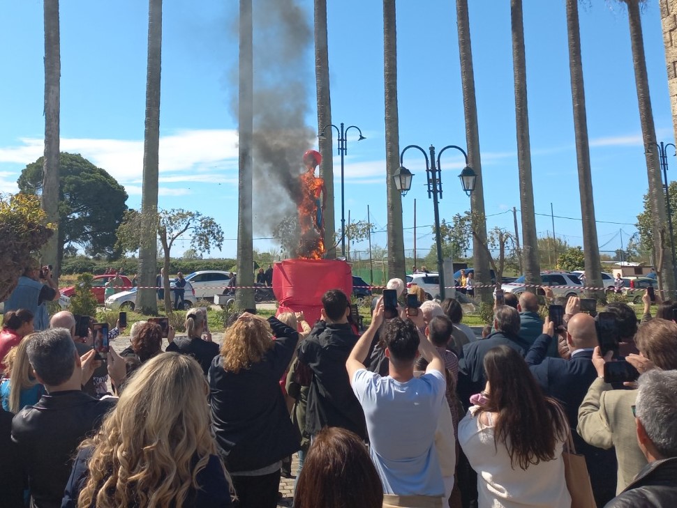 Γαστούνη: Η ανάμνηση του θαύματος της Παναγίας Καθολικής (Εικόνες)
