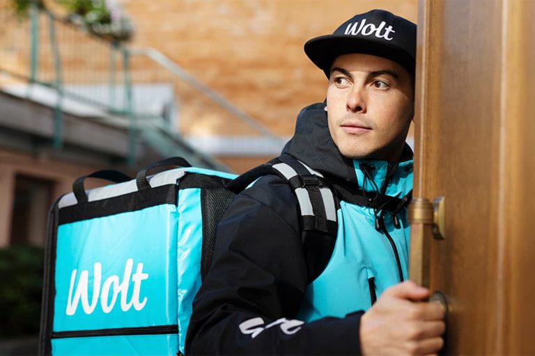 Σε ηλεκτρονικό σούπερ μάρκετ μετά το delivery επεκτείνεται η Wolt