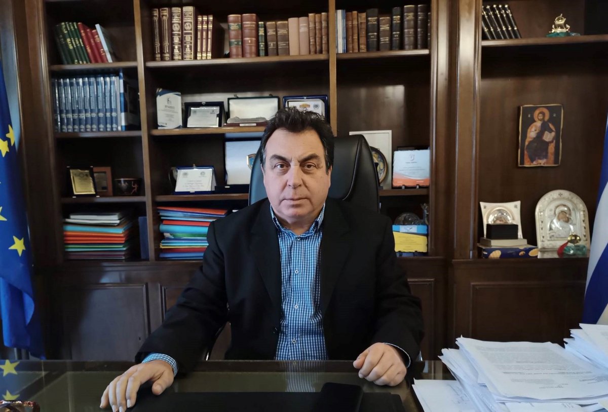 Αντωνακόπουλος για οφειλές προς ΔΕΥΑΠ: «Οριστική λύση με κριτήριο το δίκαιο και την κοινωνική ευαισθησία» 