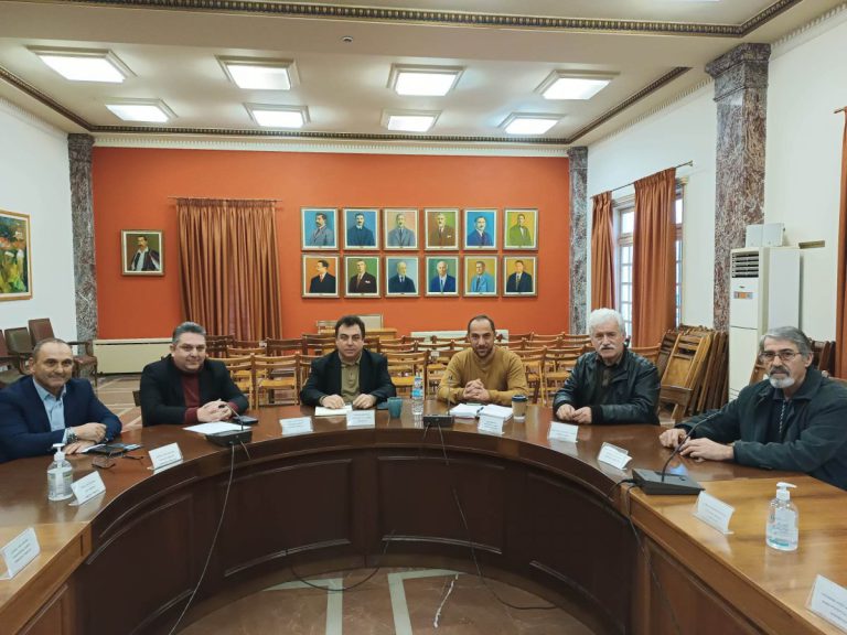 Πύργος: Δημιουργείται νέο σχήμα με τη σύμπραξη τριών Δημοτικών Παρατάξεων - Επικεφαλής ο δήμαρχος Τάκης Αντωνακόπουλος