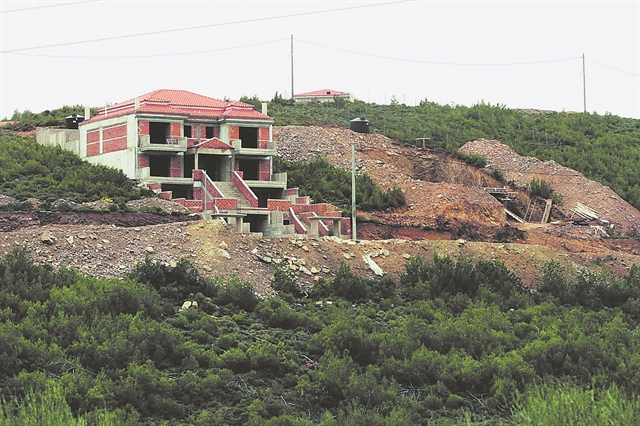 Ακίνητα: Ξεπαγώνει η δόμηση στα εκτός σχεδίου