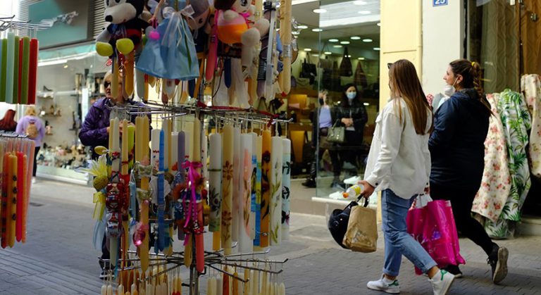 Aγορά: Το ωράριο λειτουργίας των καταστημάτων σε Πύργο και Aμαλιάδα την M.Eβδομάδα
