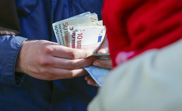 Μετρητά: Τέλος οι αγορές άνω των 500 ευρώ – Πoιο είναι το πρόστιμο