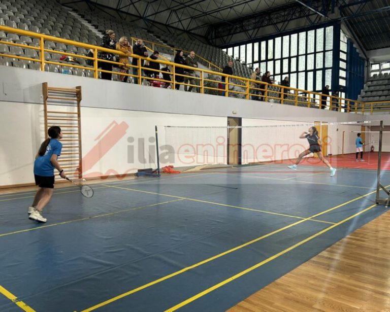 Μπάντμιντον: Περιφερειακό με πλούσιο θέαμα και διακρίσεις στο Κλειστό του Πύργου (pics)