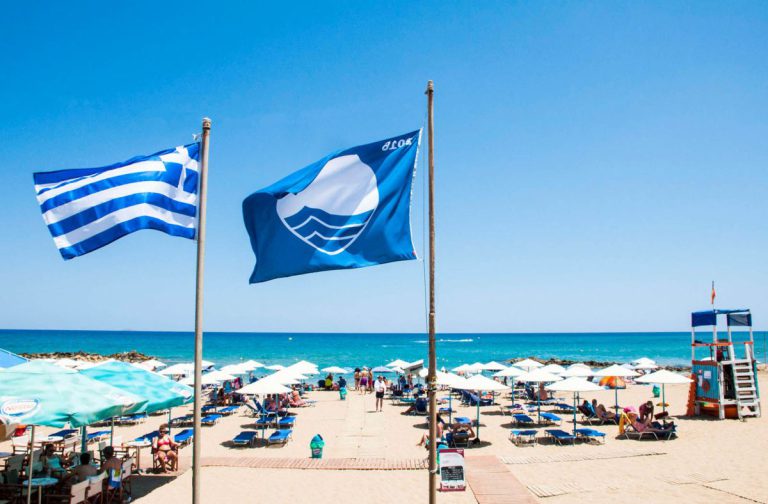 Γαλάζια Σημαία: Ανακοινώθηκαν οι «χρυσές» ακτές... με 9 και πάλι η Ηλεία που κρατάει την πρωτιά στη Δυτ. Ελλάδα