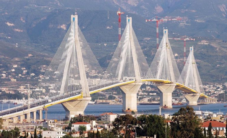 Γέφυρα Ρίου – Αντιρρίου: Μειώνεται κατά 10 ευρώ το μηνιαίο πακέτο διελεύσεων