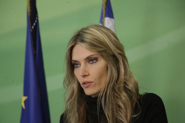 Εύα Καϊλή: Σακούλες με χρήματα βρέθηκαν στο σπίτι της αναφέρουν βελγικά ΜΜΕ