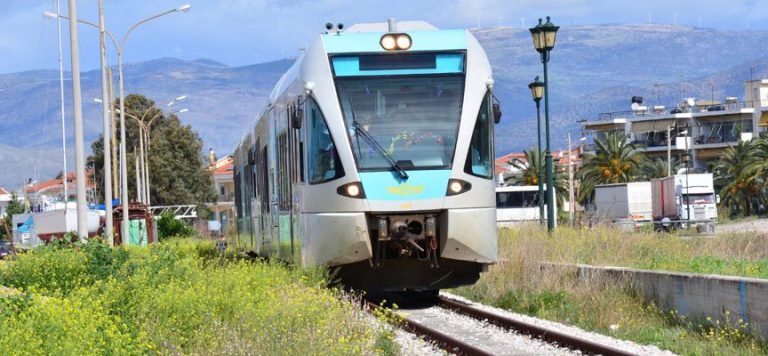 Αντωνακόπουλος: «Παραμένουν αφύλακτες και χωρίς σήμανση διαβάσεις στη σιδηροδρομική γραμμή Κατάκολο – Πύργος – Ολυμπία ακόμα και μετά από έργα σ’ αυτή»