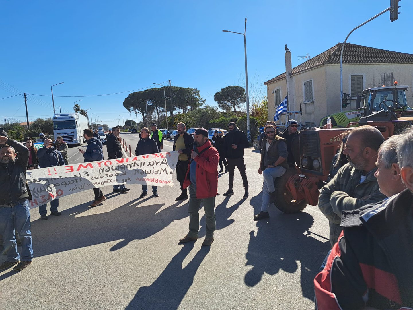 Δημοσκόπηση Pulse: Υπέρ των αγροτών το 68% των πολιτών – Η κυβέρνηση ευθύνεται για την κατάσταση στα πανεπιστήμια