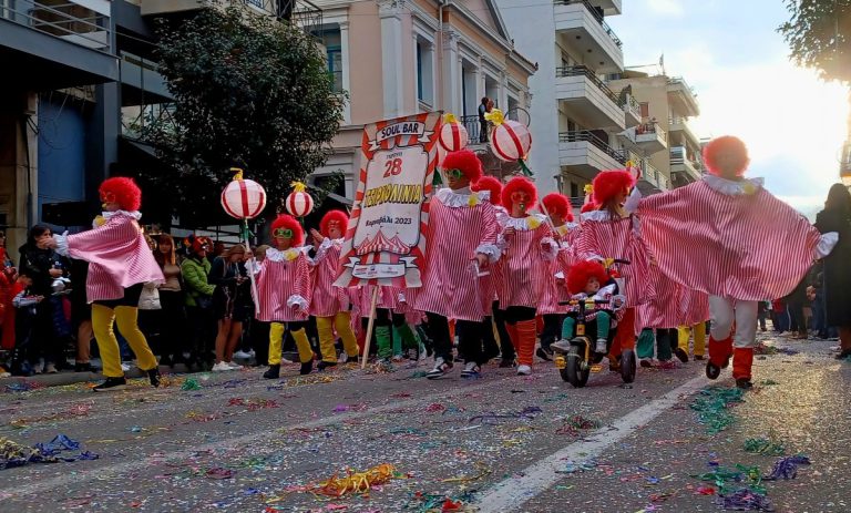 Απόκριες 2023: Ο Πύργος είναι εδώ… παρτάρει με ρυθμό Καρναβαλικό! (photos & videos)